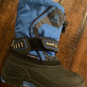 Kamik Winter snow boots toddler size 9.